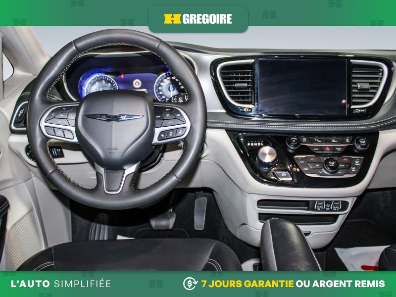 2024 Chrysler Pacifica Blue Laval - photo #22