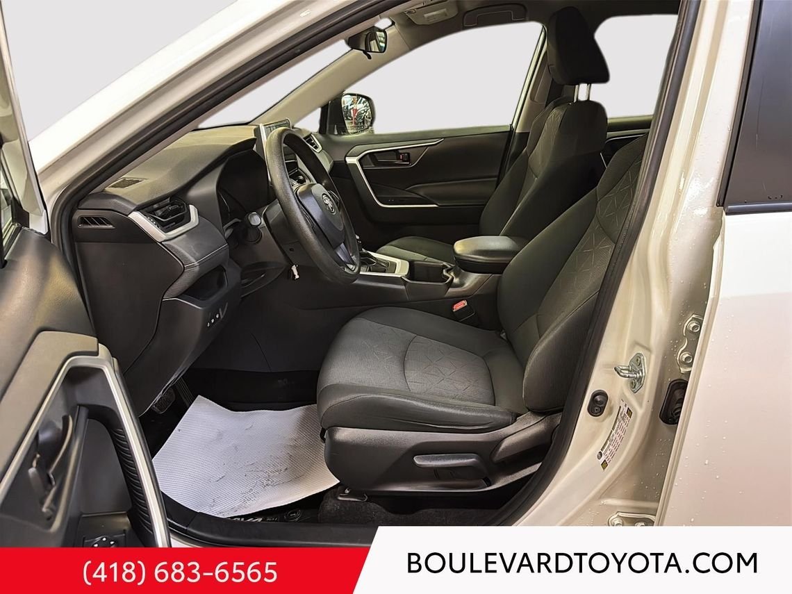 2024 Toyota RAV4 531707-82 | LE, AWD White Québec - photo #25