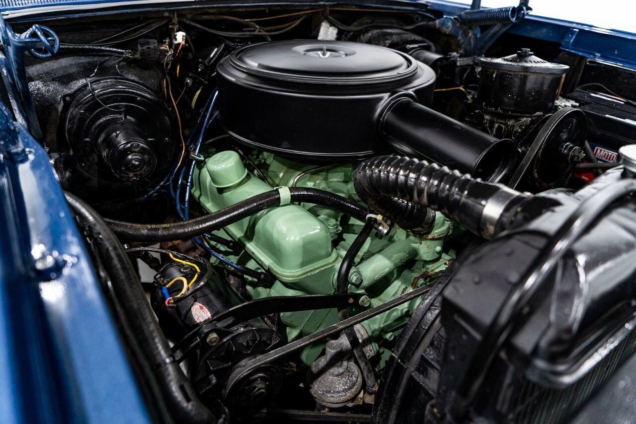 Buick Special 364/300HP NailHead 1 of only 2,056 1957 Bleu Montréal - photo #17