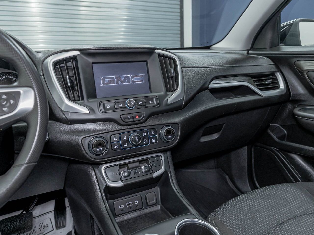 GMC Terrain SLE AWD *SIÈGES CHAUF* HAYON ELEC CARPLAY REG ADAP 2024 Noir Saint-Jérôme - photo #19