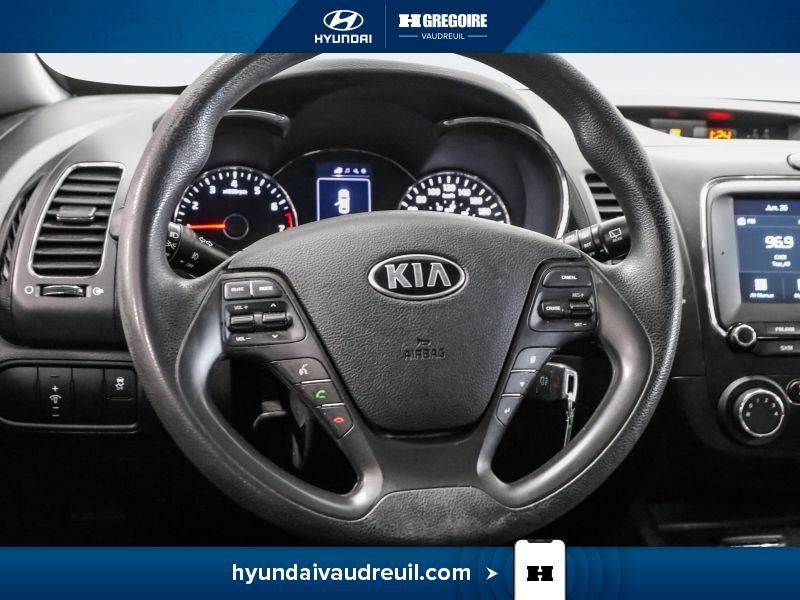 2018 Kia Forte5 White Saint-Eustache - photo #19