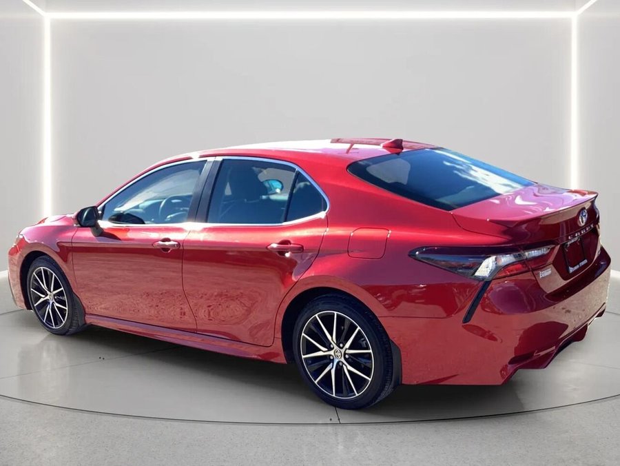 TOYOTA CAMRY SE boîte de vitesses automatique 2024 Rouge