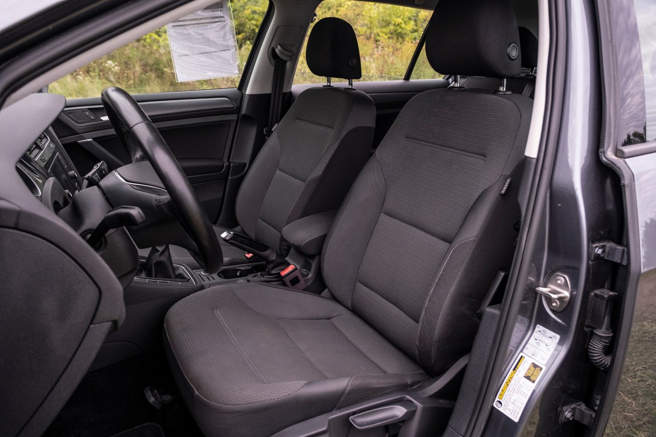 Volkswagen Golf 2018 Gris Gatineau - photo #9