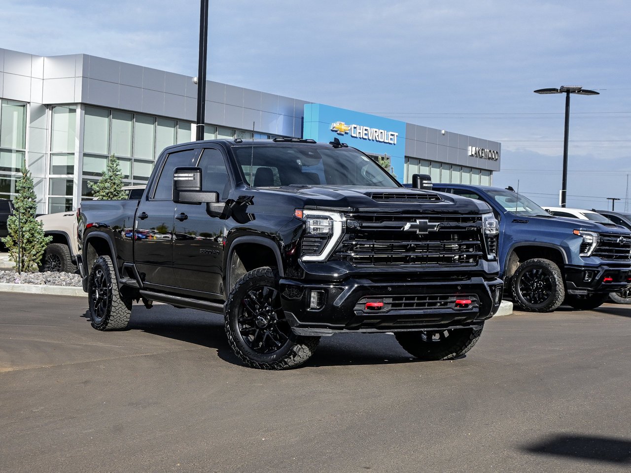 2025 Chevrolet Silverado 3500HD 4WD Crew Cab 159 LTZ Black Sherwood Park - photo #1