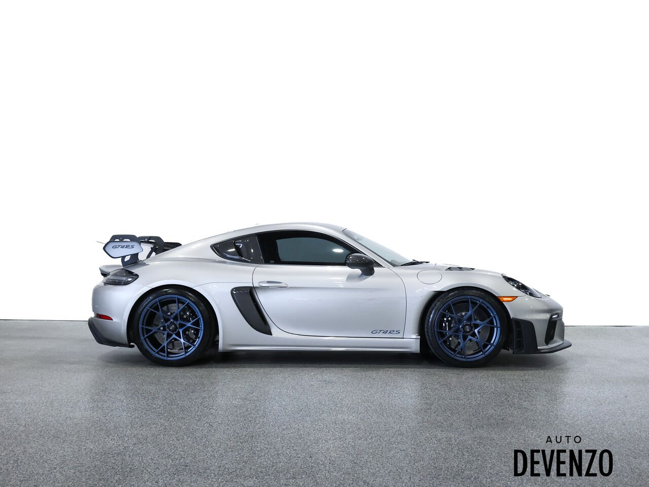 Porsche 718 Cayman GT4 RS Weissach Package 2025 Gris Saint-Eustache - photo #1