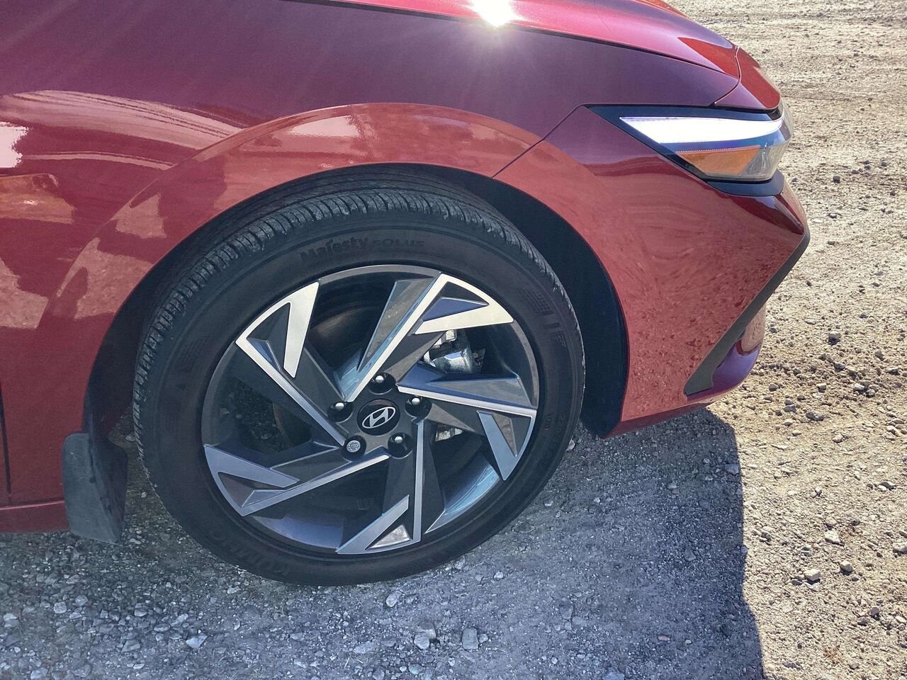 HYUNDAI ELANTRA PREFERRED Preferred IVT avec ensemble technologie 2026 Rouge Gatineau - photo #21
