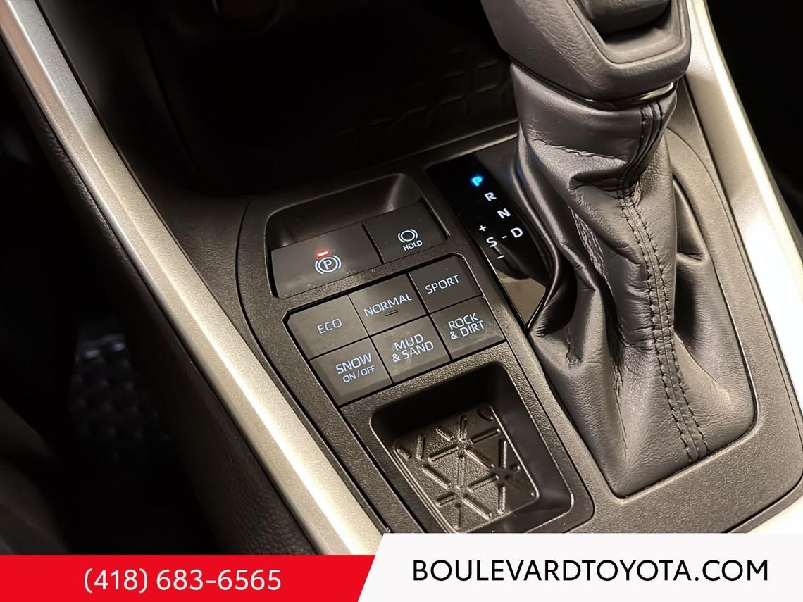 2024 Toyota RAV4 99357B-118 | LE, AWD Midnight Black Metallic Québec - photo #31