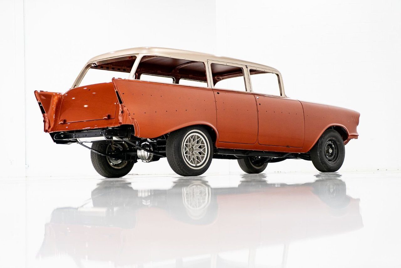 Chevrolet Bel Air PRIX EN USD | Project Wagon Completely Restored Shell 1957 Montréal - photo #2