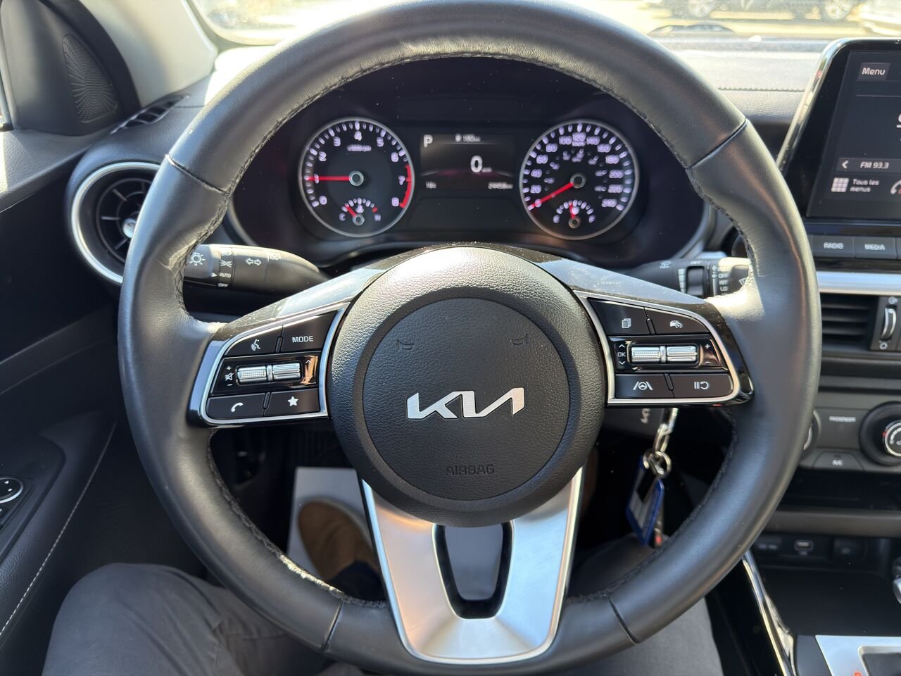 Kia Forte 2023 Rouge Thetford Mines - photo #16