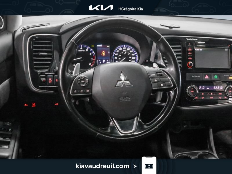 2016 Mitsubishi Outlander Black Laval - photo #15