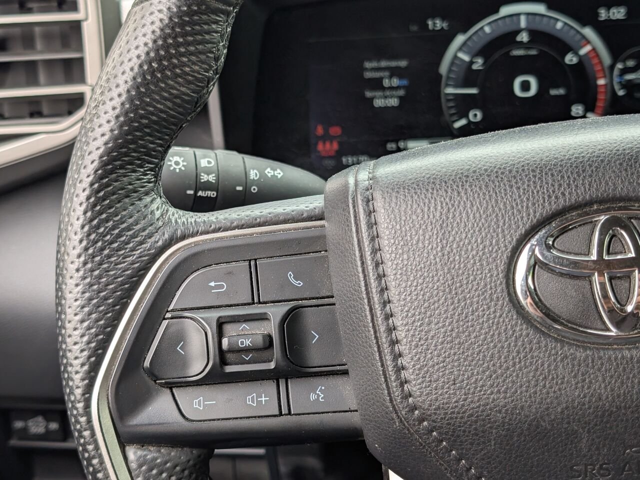 2026 Toyota Tundra 5TFWA5EC1TX054152 White Sherbrooke - photo #14