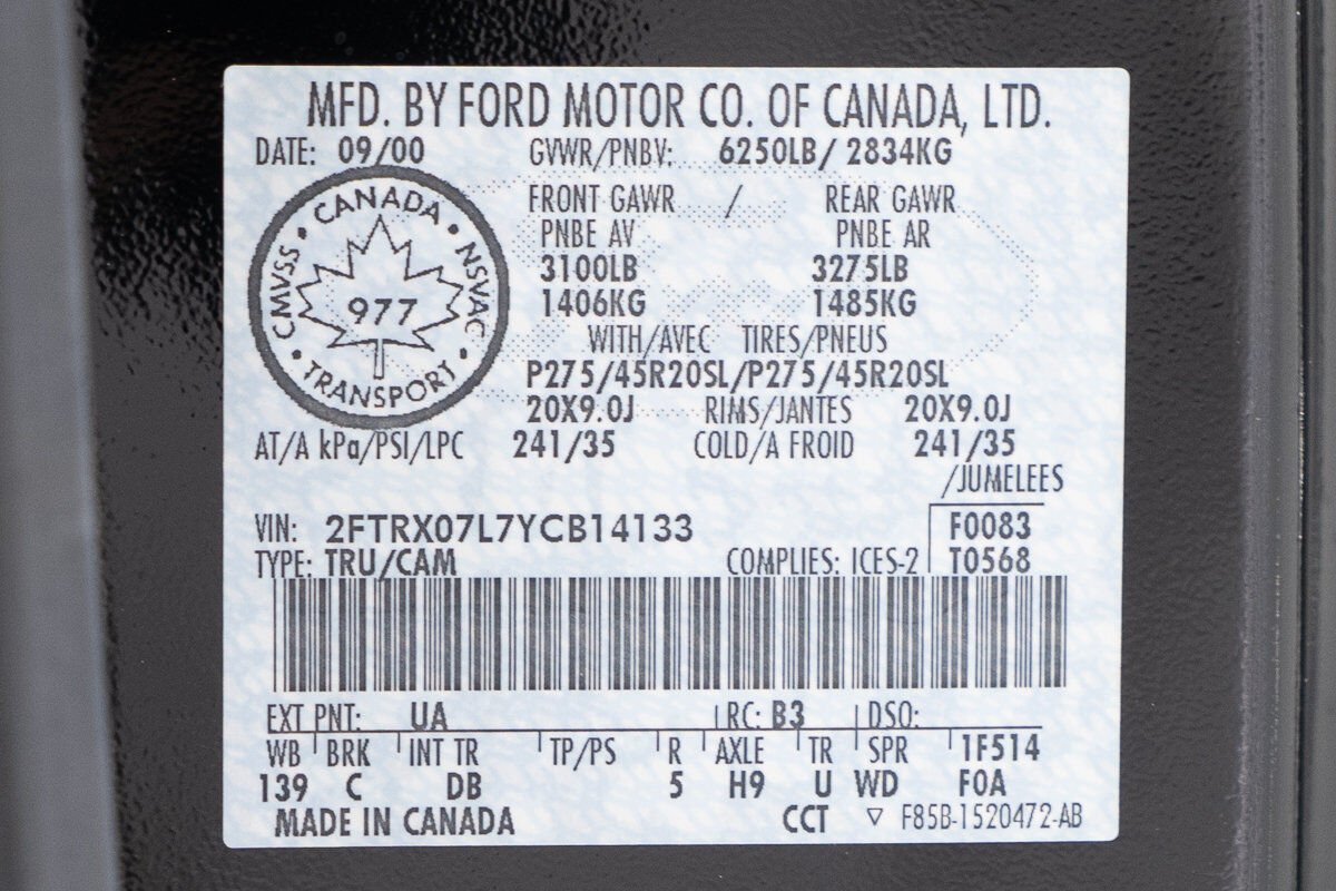 Ford F-150 Harley Davidson Edition In Delivery Packaging 2000 Noir Montréal - photo #21