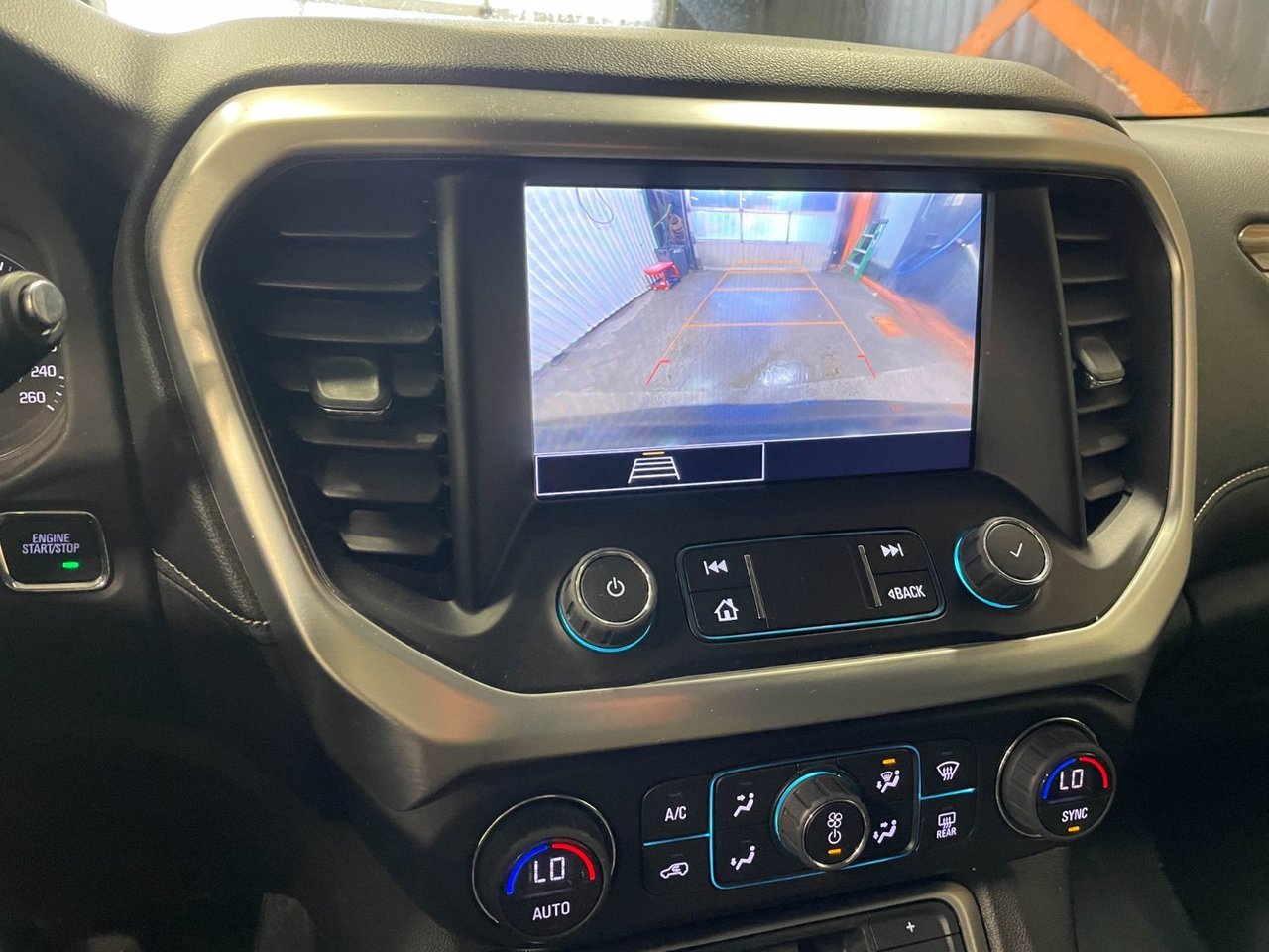 2023 GMC Acadia SLE AWD *SIÈGES CHAUFF* HAYON ELECT CARPLAY WIFI Black Saint-Jérôme - photo #12