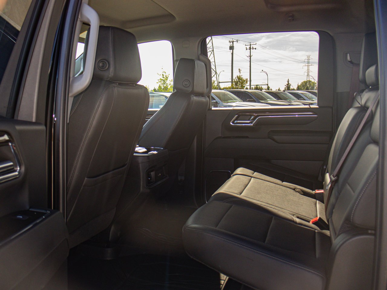 2024 Chevrolet Silverado 2500HD 4WD Crew Cab 159 LT Black Sherwood Park - photo #31