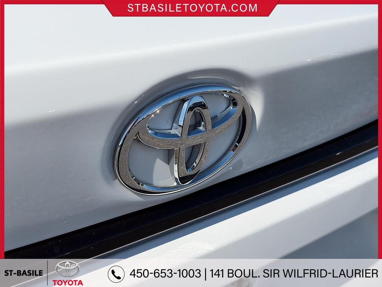 TOYOTA COROLLA 2023 Blanc Saint-Basile-le-Grand - photo #4