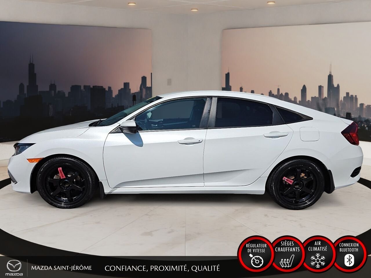 Honda Civic Berline LX | MANUELLE | MAGS NOIR | CARFAX PROPRE 2020 Blanc Saint-Jérôme - photo #9