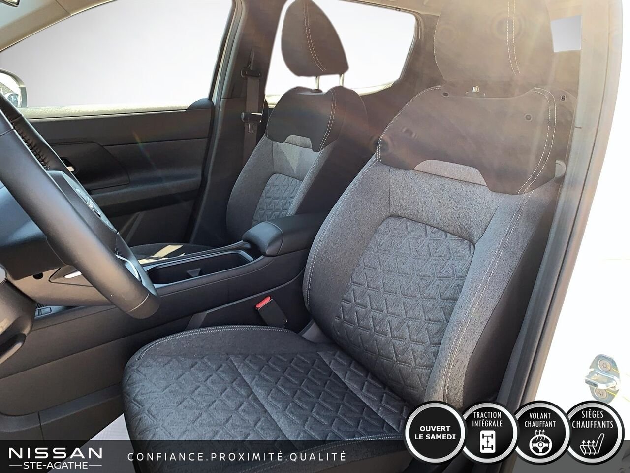 Nissan Kicks SV | AWD | BANCS CHAUFFANTS | MAGS | 2026 Blanc Saint-Jérôme - photo #7
