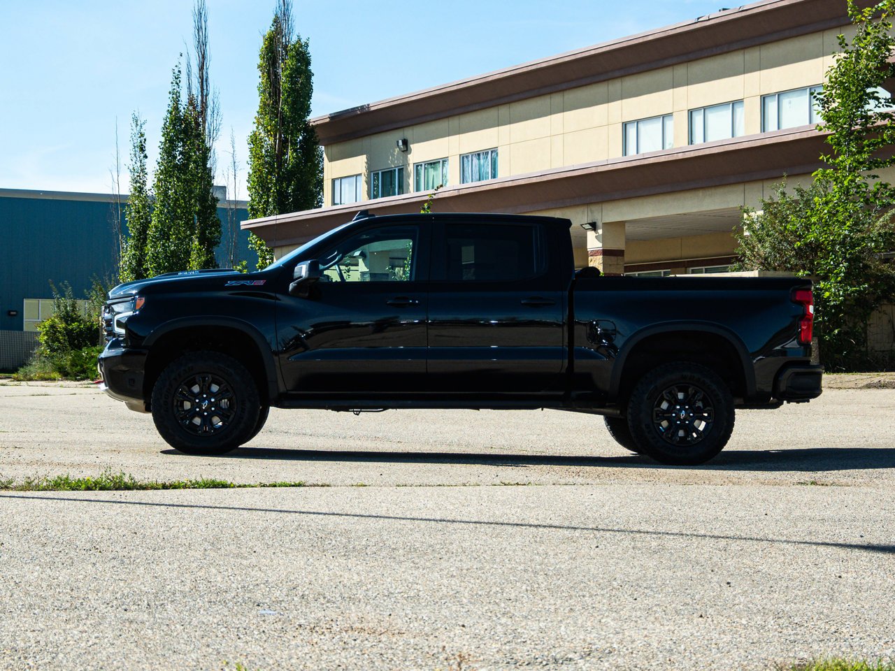2025 Chevrolet Silverado 1500 4WD Crew Cab 147 ZR2 Black Sherwood Park - photo #10