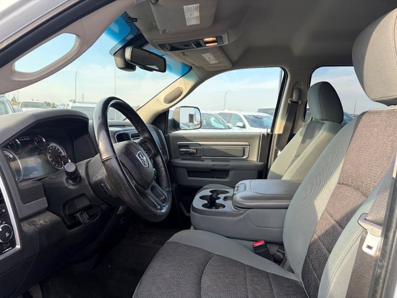 2013 Ram 1500 4WD Crew Cab 140.5 SLT White Sherwood Park - photo #5