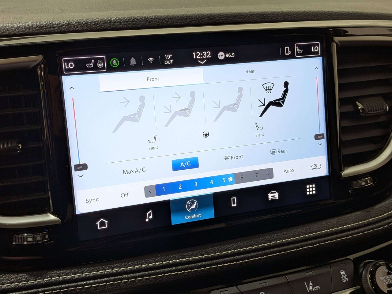 2025 Chrysler Pacifica Select FWD White Val-David - photo #24