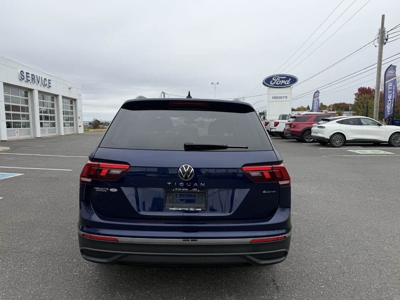 VOLKSWAGEN TIGUAN SE/WOLFSBURG 2024 Bleu Montmagny - photo #2