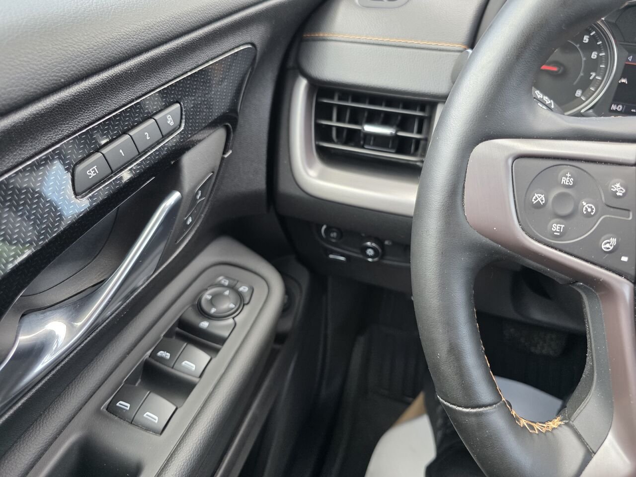 GMC Terrain AT4 2024 Rouge Rouyn-Noranda - photo #15