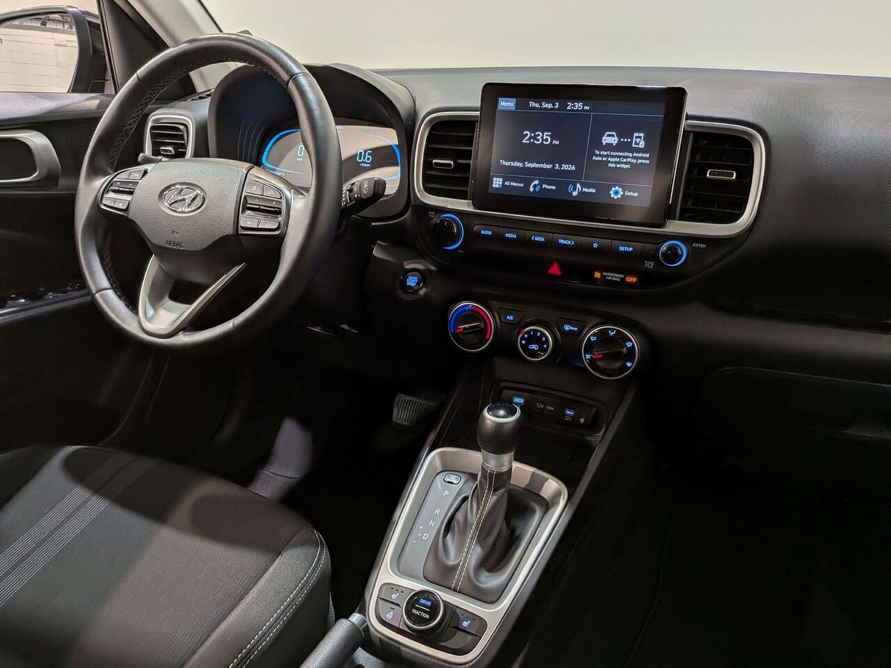 2026 Hyundai Venue Preferred IVT Black Val-David - photo #18