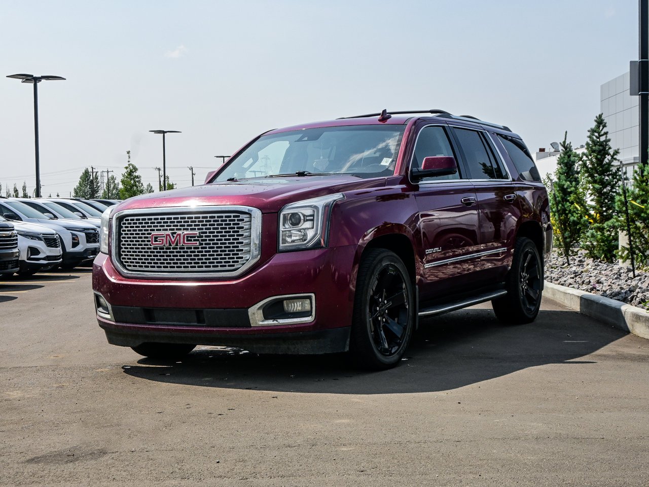 2017 GMC Yukon 4WD 4dr Denali Red Sherwood Park - photo #3