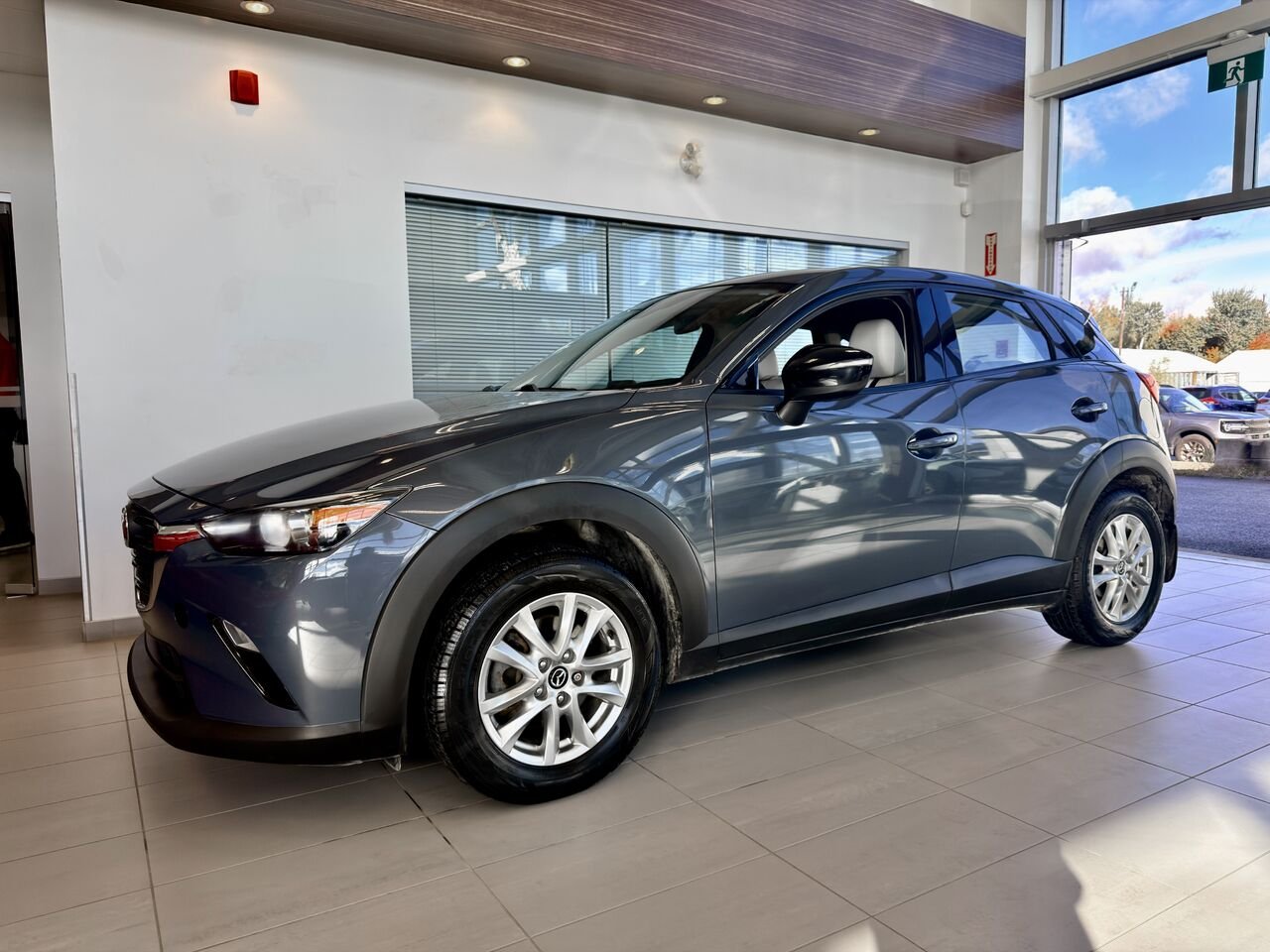2021 Mazda CX-3 Grey Notre-Dame-des-Prairies - photo #1