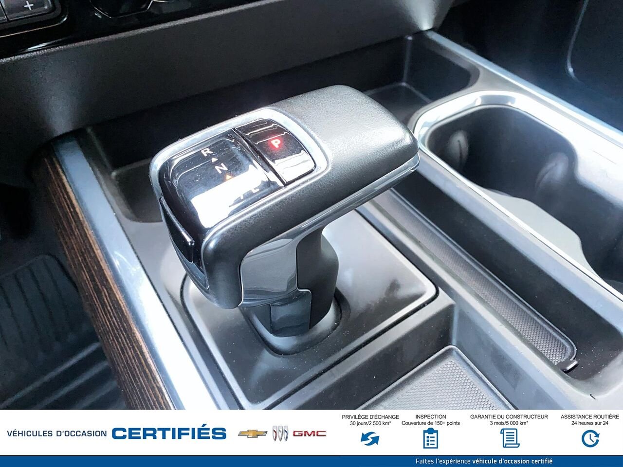GMC SIERRA 150 Elevation cabine multiplace 4RM 157 po 2024 Blanc Montmagny - photo #18