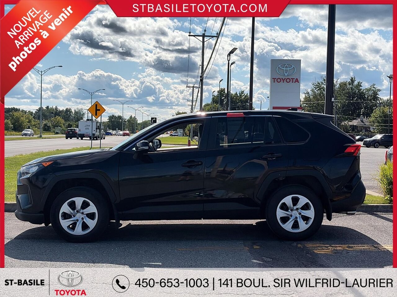 TOYOTA RAV4 2024 Noir minuit métallisé Saint-Basile-le-Grand - photo #1