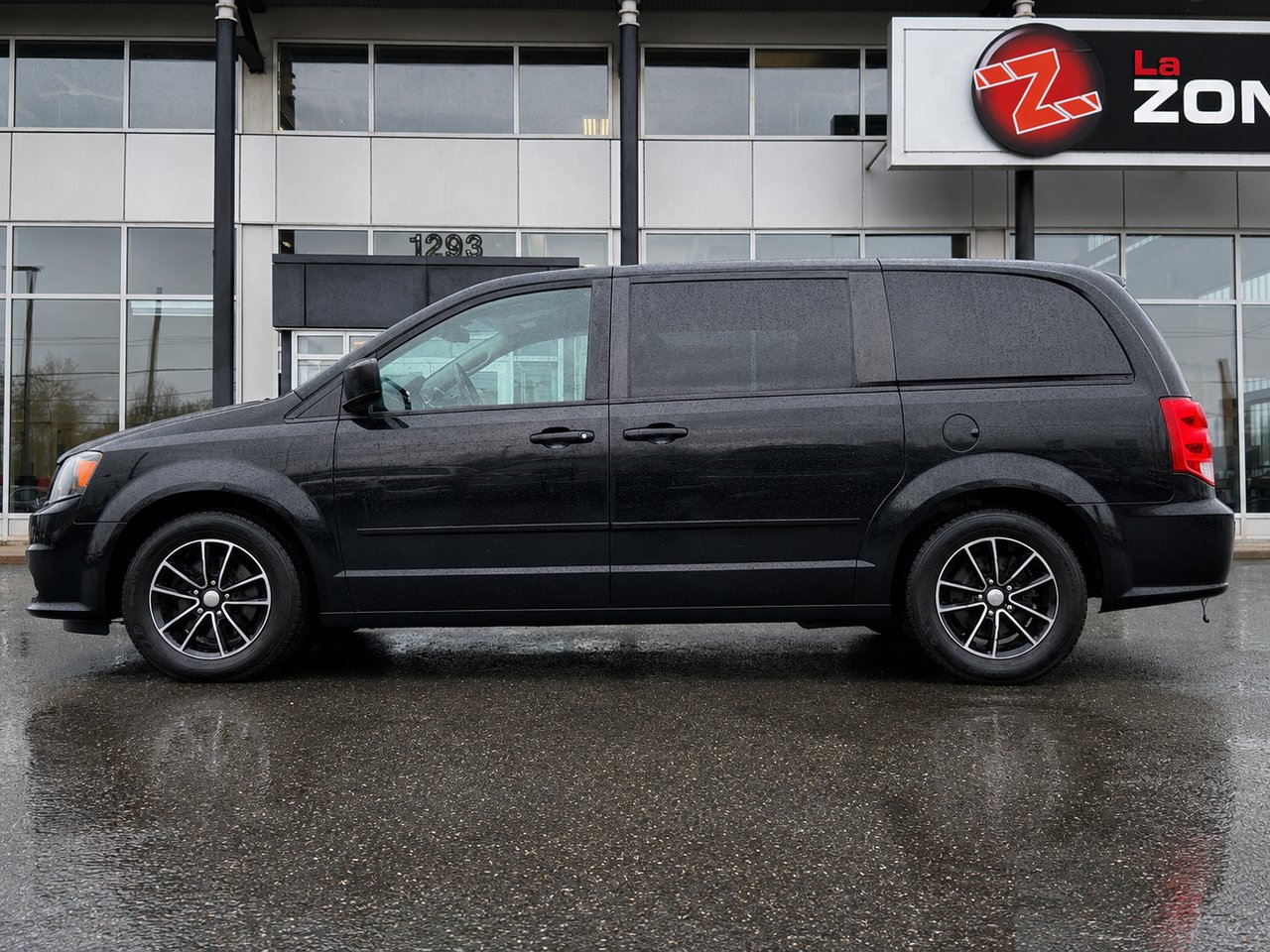 Dodge Grand Caravan 2016 Noir Granby - photo #2