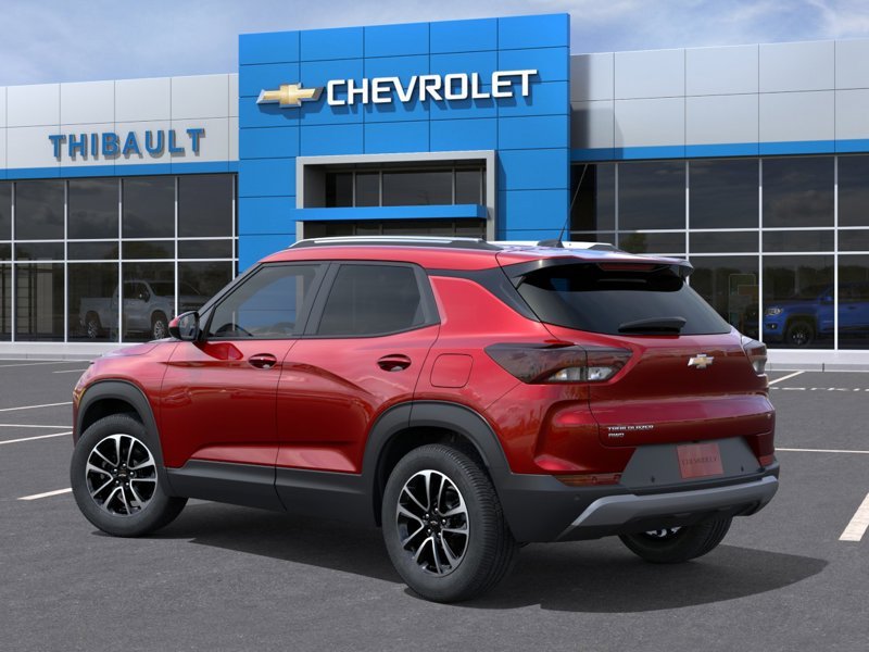 CHEVROLET Trailblazer Traction intégrale, 4 portes LT 2026 Rouge Sherbrooke - photo #2