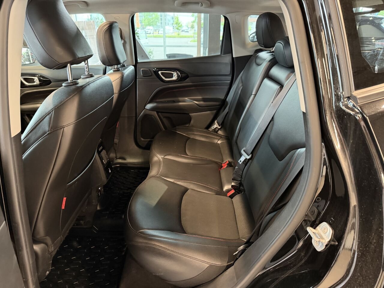 Jeep Compass 2022 Noir Saint-Eustache - photo #8
