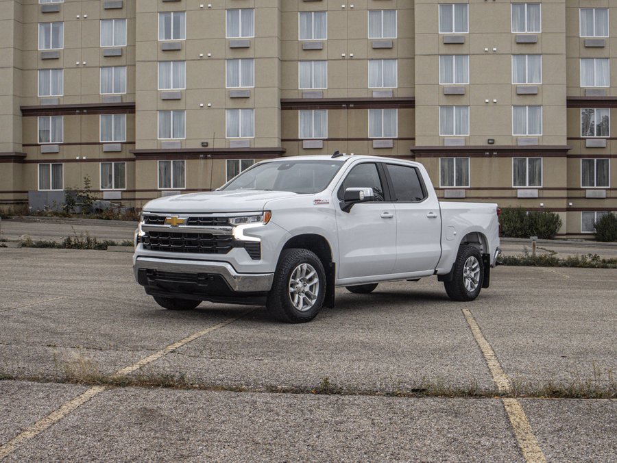 2023 Chevrolet Silverado 1500 LT 5.3L | Heated Seats White