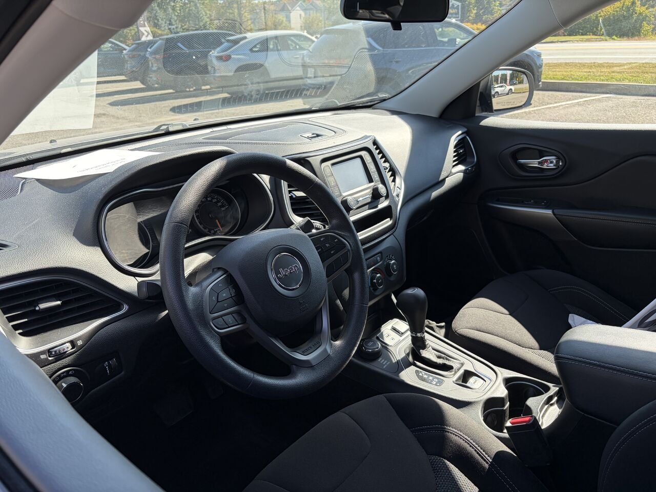 2019 Jeep Cherokee Sport 4x4 Silver Montmagny - photo #9