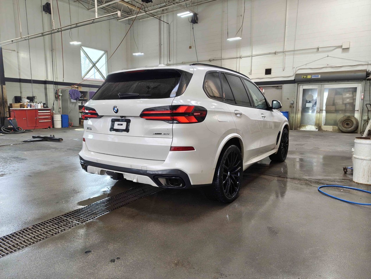 2024 BMW X5 xDrive40i Sports Activity Vehicle White Sherwood Park - photo #5