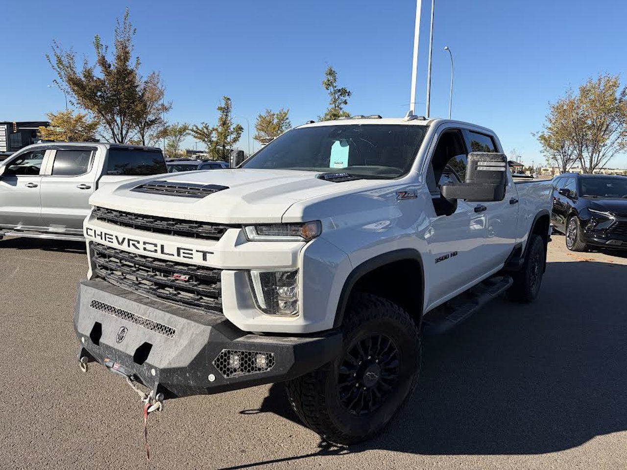 2022 Chevrolet Silverado 3500HD 4WD Crew Cab 159 LTZ White Sherwood Park - photo #2
