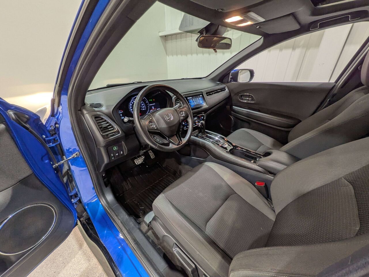 2022 Honda HR-V Sport AWD CVT Blue Mirabel - photo #9