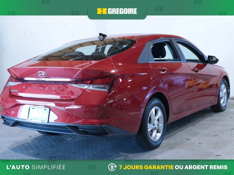2022 Hyundai Elantra Red Saint-Eustache - photo #8