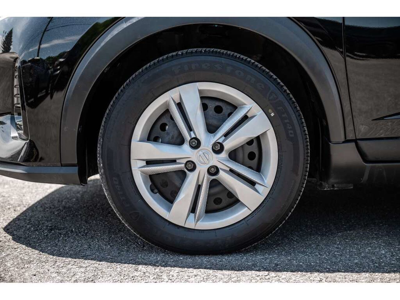 2025 Nissan Kicks Play Silver Sainte-Julienne - photo #9