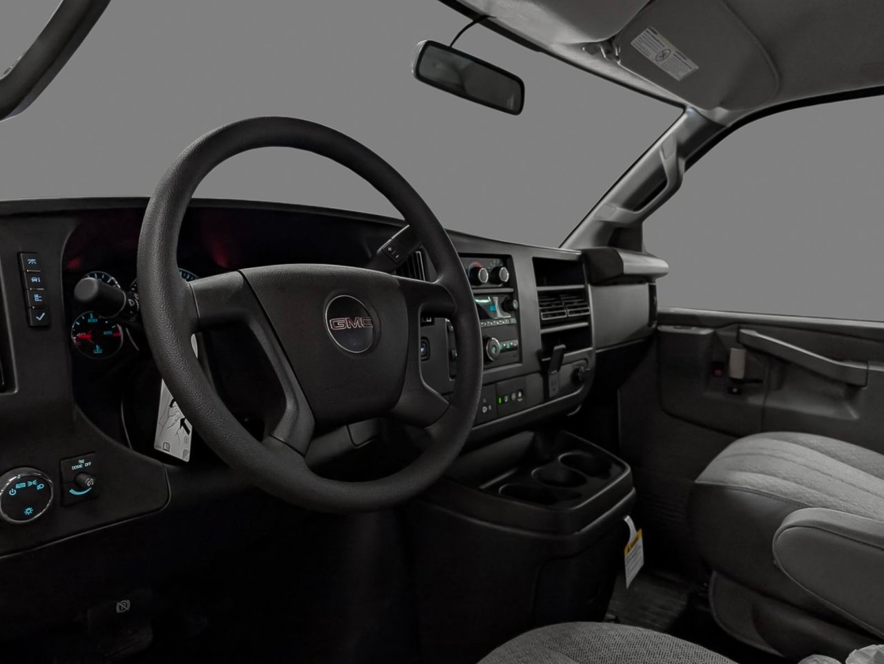 2024 GMC Savana Commercial Cutaway Summit White Saint-Eustache - photo #5