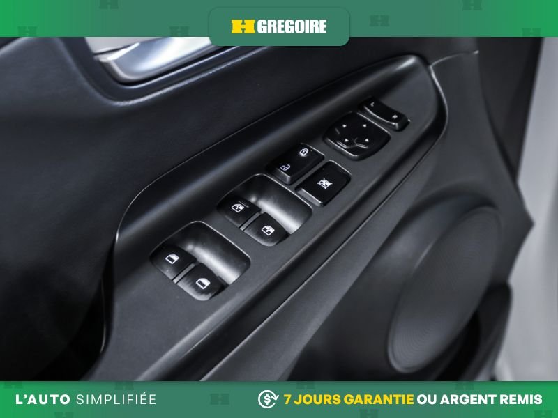 2023 Hyundai Kona White Blainville - photo #13