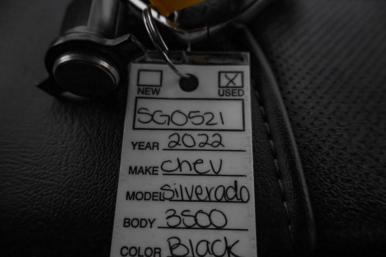 2022 Chevrolet Silverado 3500HD 4WD Crew Cab 159 High Country Black Sherwood Park - photo #35