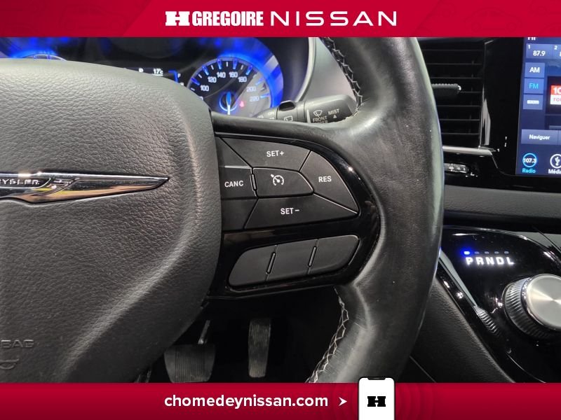 2019 Chrysler Pacifica White Saint-Eustache - photo #30