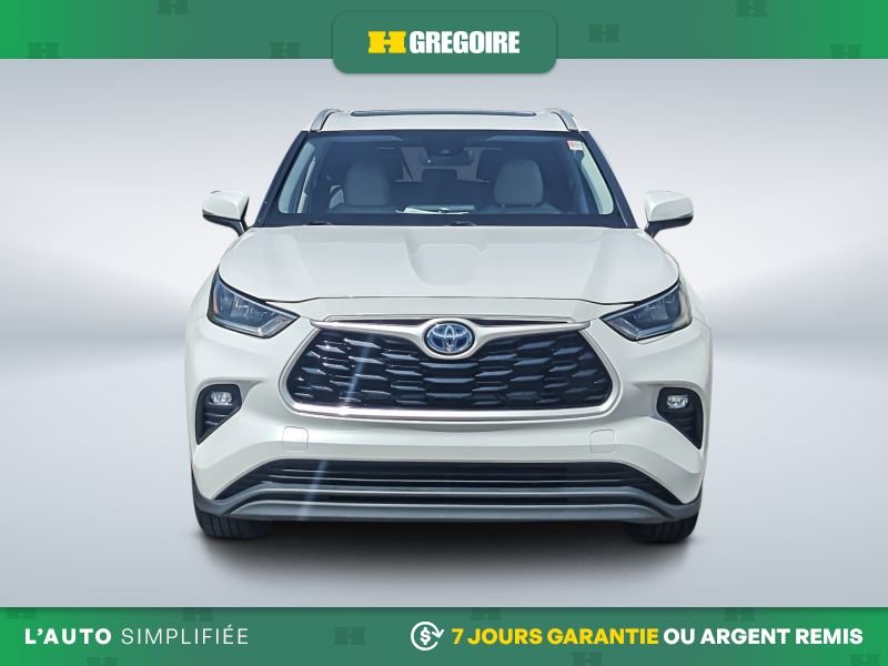 2024 Toyota Highlander White Saint-Eustache - photo #1