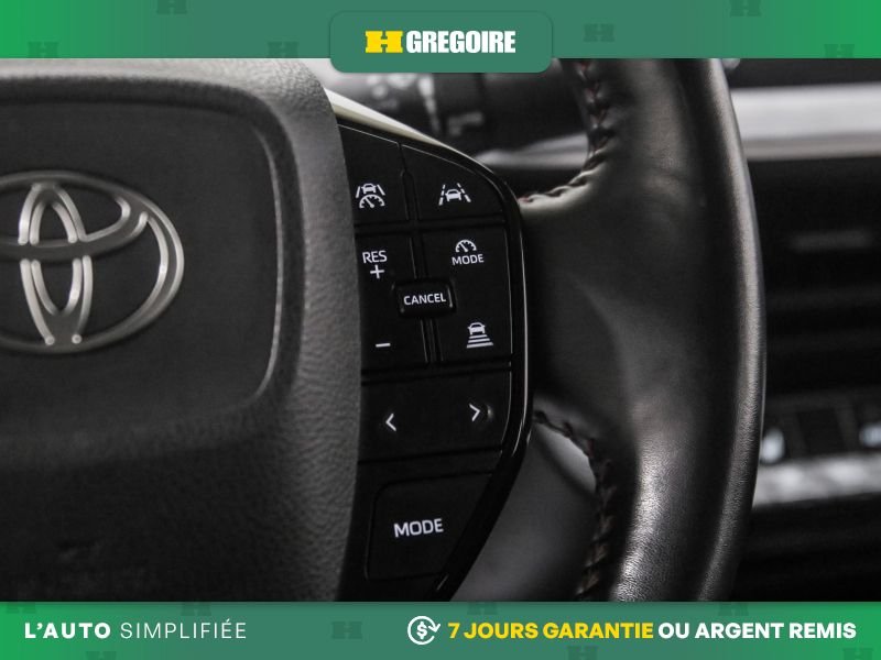 Toyota Prius 2024 Argent Laval - photo #18