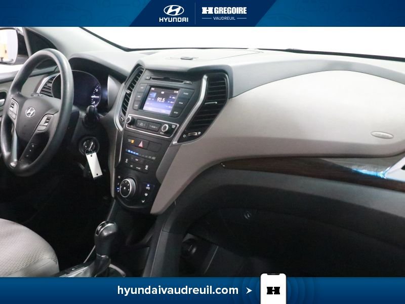 Hyundai Santa Fe 2018 Blanc Laval - photo #31