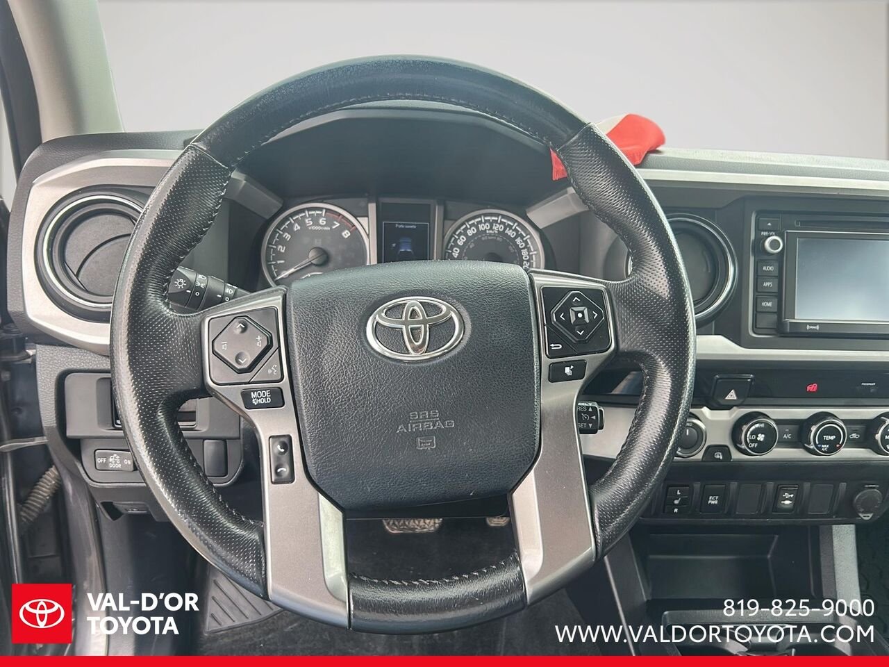 Toyota Tacoma SR5 Double Cab V6 4RM BA 2017 Gris magnétique métallisé Val-d'Or - photo #10