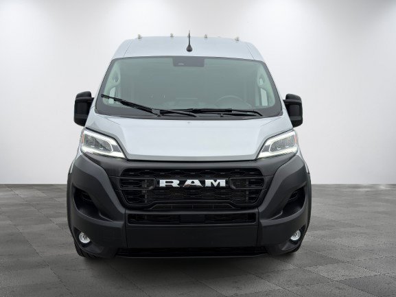 2025 Ram ProMaster 3500 Silver Thetford Mines - photo #1